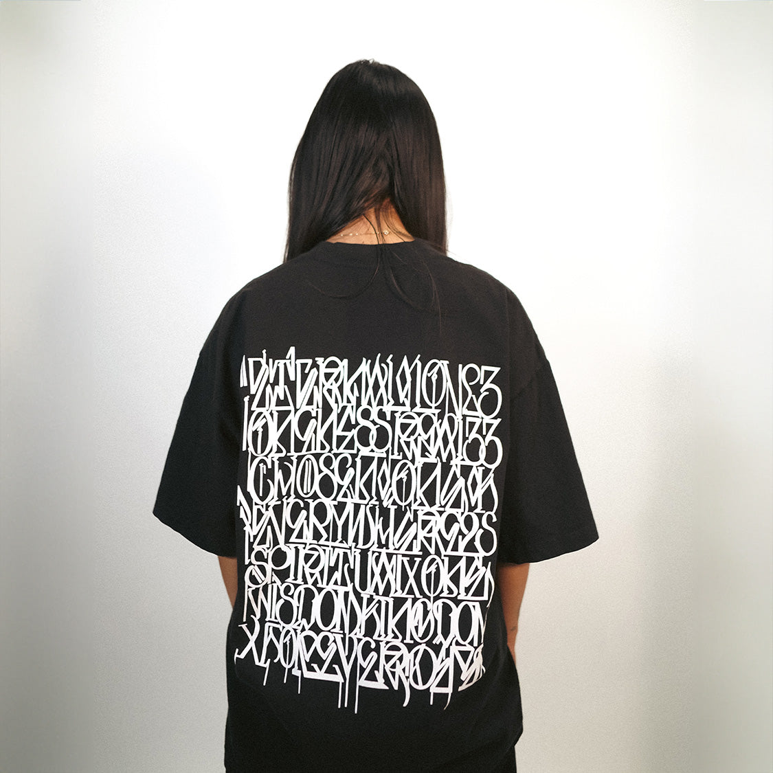 Deferism Tee - Black/White